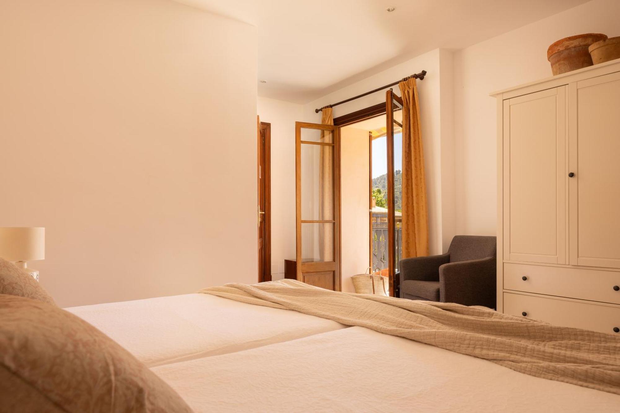 Twin Room Terrace Tramuntana View,1678633359:JPEG